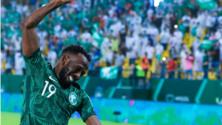 صدق أو لا تصدق.. متى كانت آخر مباريات فهد المولد مع كرة القدم؟