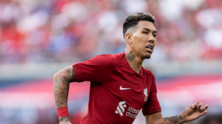 مفاجأة.. موقف فيرمينو من الرحيل عن ليفربول في صيف 2022