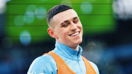 جيران مزعجون.. فيل فودين ووالدته يثيران المشاكل مجددا