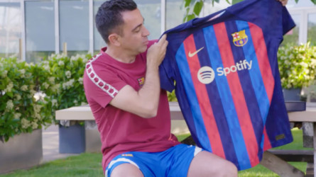  الكشف رسميا عن القميص الجديد لبرشلونة