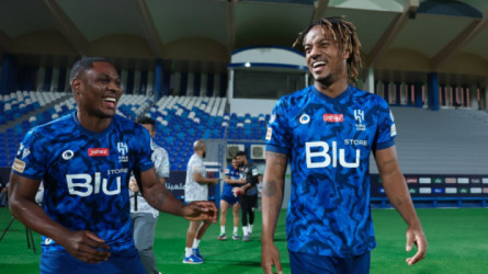 ليلة للنسيان وإشادة بالكوبرا.. صحف العالم تتحدث عن ثنائي الهلال