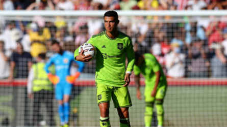 مدرب مانشستر يونايتد يكشف مفاجأة كبرى عن كريستيانو رونالدو