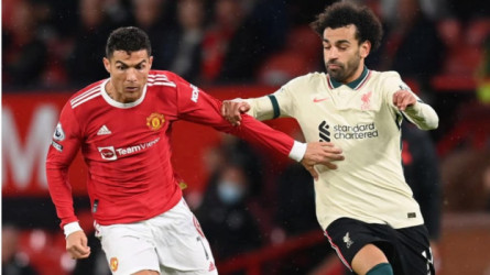 بتقييم 97.. صلاح ورونالدو يتصدران تشكيلة فريق فيفا 22 الإنجليزي