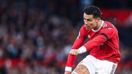 بعد يونايتد.. صديق رونالدو يلمح لـالوجهة القادمة في صيف 2022