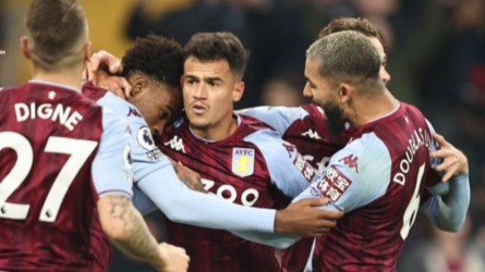 كوتينيو يكتب فصلا جديدا في الدوري الإنجليزي برقم استثنائي