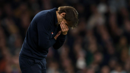 كونتي يعتذر لكلوب على غضبه.. الإيطالي كاد يضرب مدرب ليفربول