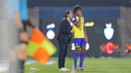 جوستافو يقلق جماهير النصر في مباراة أبها