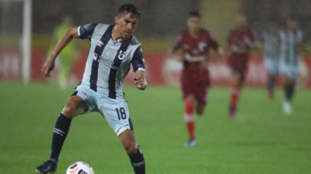 الأهلي يحضر لمفاجأة الميركاتو.. صفقة أرجنتينية نارية