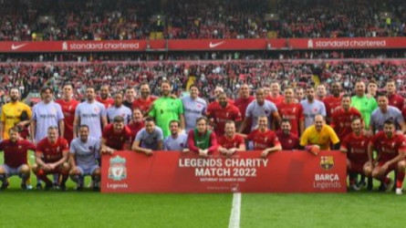 جيرارد يعود للتسجيل مع ليفربول أمام أساطير برشلونة