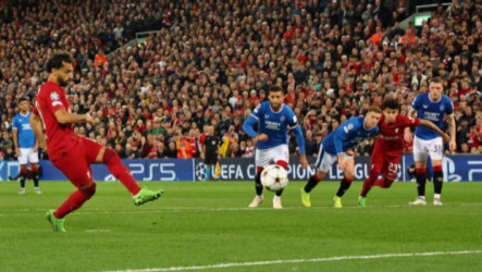 ليفربول يعود للانتصارات بثنائية سهلة في شباك رينجرز بدوري الأبطال