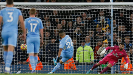 مانشستر سيتي يقسو على برينتفورد بثنائية في الدوري الإنجليزي