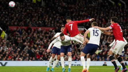 يونايتد يخصم 4 مليون ريال من رونالدو.. العقوبات تتوالى