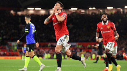 مفاجأة مدوية في تشكيل مانشستر يونايتد بالدوري الأوروبي