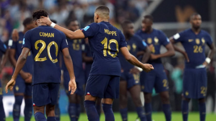  قردة وزنوج.. العنصرية تطارد ثلاثي فرنسا بعد خسارة كأس العالم