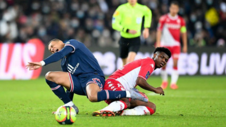 مبابي يكشف عن السر وراء رفضه استمرار بوكتينيو