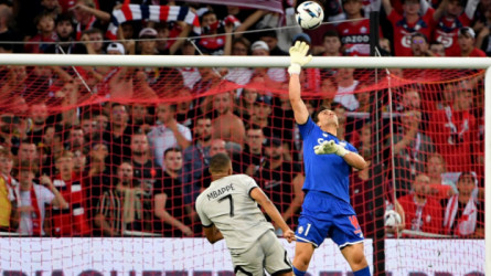 تييري هنري يهاجم مبابي المدلل في باريس سان جيرمان