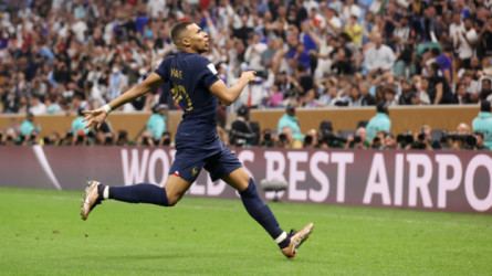 رئيس الاتحاد الفرنسي يعلن مشاركة مبابي في أولمبياد باريس