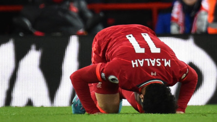 صلاح يتسلح بالتاريخ أمام فريسته السهلة بالدوري الإنجليزي