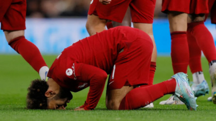 محمد صلاح قاهر عملاقة البريميرليج وتوتنهام فريسته المفضلة 