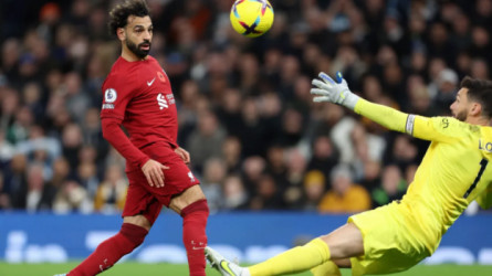 ليفربول يكسر عقدة أنفيلد وإنجاز تاريخي لصلاح في الدوري الإنجليزي