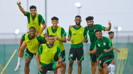 شباب الأخضر يواجه قطر.. والأولمبي يستعد للعراق