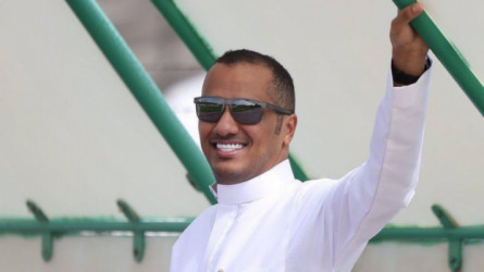 النفيعي يتراجع ويتحدى جماهير الأهلي.. قرار ينذر بسيناريو كارثي