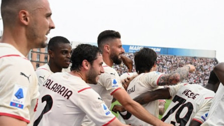 ميلان زعيم إيطاليا وبطل الدوري بثلاثية في ساسولو