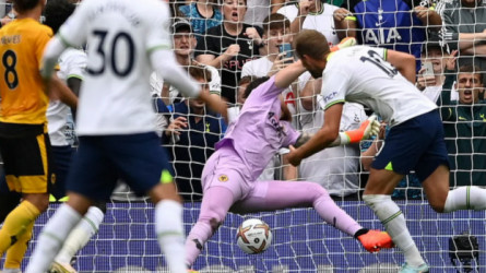 هاري كين يقود هجوم توتنهام أمام نوتنجهام بالدوري الإنجليزي