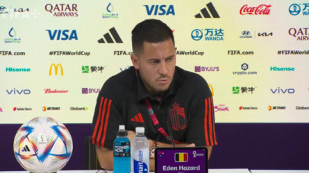 الرئيس الفرنسي يسرب مكالمة غريبة جمعته بـإدين هازارد