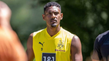 المعاناة مستمرة.. جراحة جديدة لهالر للقضاء على السرطان 