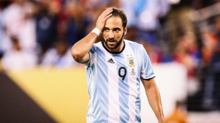  هيجواين: مباراة الأرجنتين أمام السعودية ليست سهلة على الإطلاق
