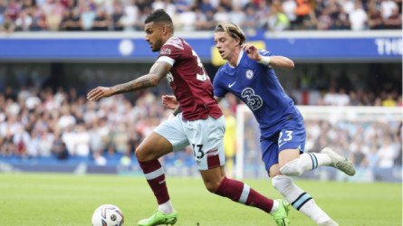 تشيلسي ينجح في إسقاط وست هام بثنائية بالدوري الإنجليزي