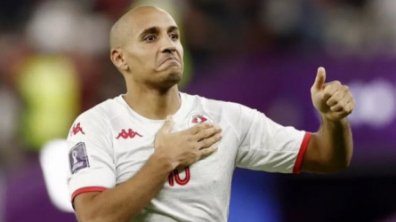 وهبي الخزري يودع رفاق تونس بالدموع: حان وقت الرحيل