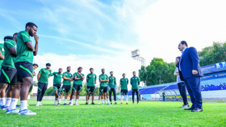 بمتابعة المسحل.. الأولمبي يختتم تحضيراته لنهائي آسيا بـالثابتة