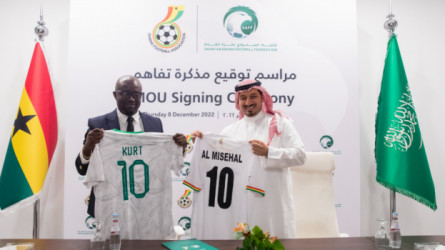 صورة| المسحل يوقع على مذكرة تفاهم بين السعودية وغانا