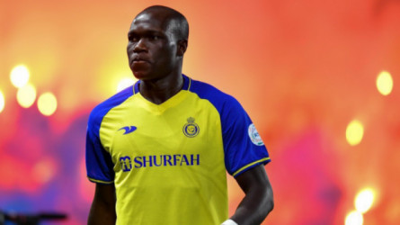 خيانة وتحريض تاليسكا.. أبو بكر ينفجر بعد رحيله عن النصر