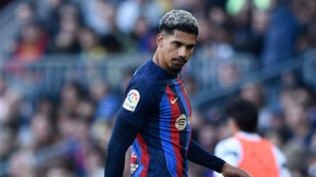 أراوخو العد التنازلي يبلغ ساعة الصفر .. وكبار العالم يفوتون فرصة خطف النجم الكاتالوني