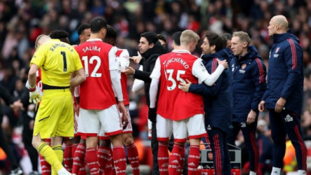 تعرف على مباراة أرسنال المقبلة في شهر مارس.. قمة بالدوري الأوروبي