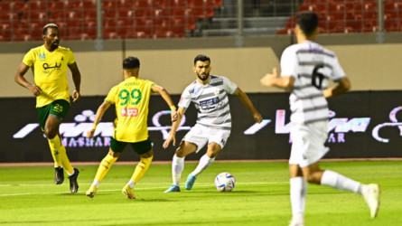 رسميا.. الجزائري أمير سعيود ينتقل إلى صفوف الرائد