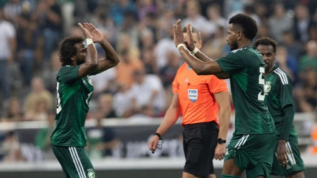 الأخضر يخسر بثلاثية أمام كوستاريكا في الظهور الأول لمانشيني