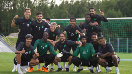 باريس يحصن نجمه من أطماع الأهلي بقرار مفاجئ