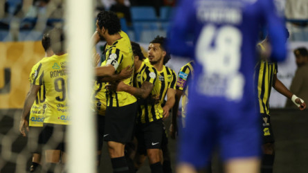 الاتحاد يقتنص صدارة دوري روشن بـسيمفونية ثلاثية أمام الاتفاق