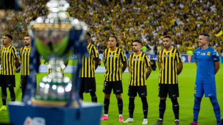 نجم أبها يقترب من المشاركة في كأس العالم مع الاتحاد
