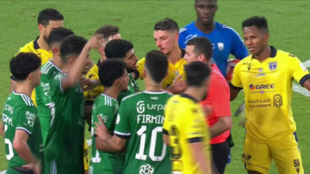 قرار ناري من لجنة الانضباط ضد نجمي الأهلي والتعاون.. ماذا حدث؟