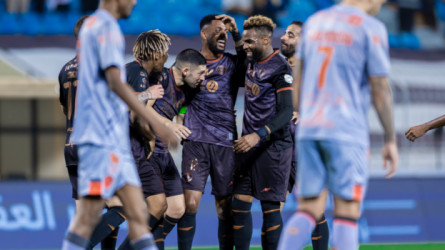 الشباب يتجاوز أحزان الآسيوية بفوز دراماتيكي على الفيحاء