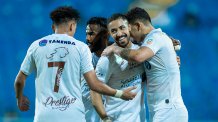 خطوة واحدة تفصل الأهلي عن ضم هداف الشباب