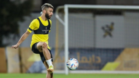 العبود يفسخ عقده مع الاتحاد.. وكيله يكشف ما يحدث مع سانتو