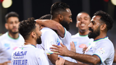 دوري روشن| الفتح ينذر رفاق رونالدو بثنائية في الوحدة