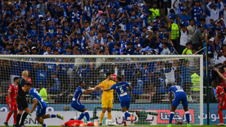 الهلال يجهز 30 مليون يورو للتوقيع مع صفقة استعصت على برشلونة