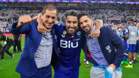 رامون دياز أم إيميليانو.. من يقود الهلال في مباراة الخليج
